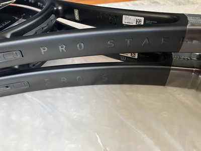 ト*ア様 【完全未使用品】PRO STAFF 97 v14 NOIR Wilson Pro Staff 97 V14 Noir | Tennis-Point