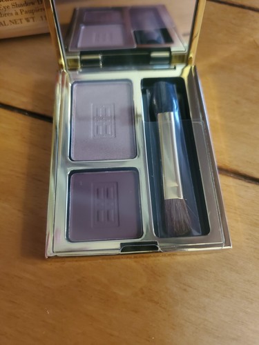 Elizabeth Arden Beautiful Color Eye Shadow Duo - Heathered Plums - Picture 3 of 6