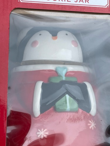 HOLIDAY TIME CHRISTMAS PENGUIN COOKIE JAR - Picture 2 of 7