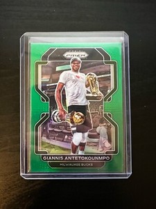 2021-22 Panini Prizm - Green Prizm #1 Giannis Antetokounmpo