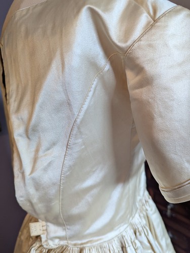 RARE Elegant Antique ca 1850's Silk/Satin Wedding Dress Gown Handmade Museum - Picture 7 of 22