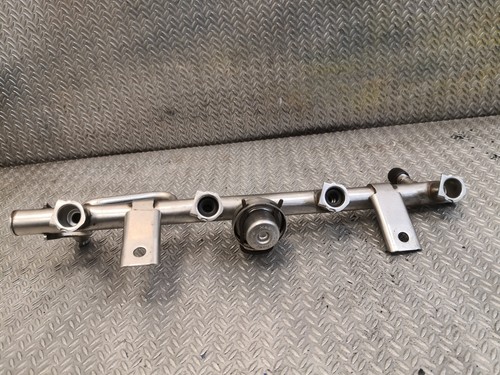 MERCEDES-BENZ C Coupe CL203 C 200 Kompressor Fuel Rail 1110780292 1.8 120kW M271 - Picture 3 of 4