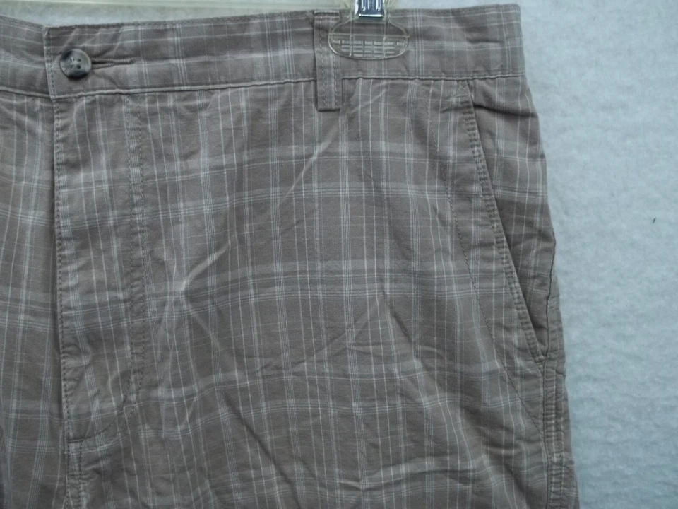 Boca Classics Mens Beige Plaid Chino Shorts Size 38 Waist 38" Inseam 9" - Image 4 of 4