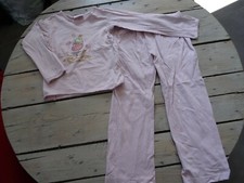 Pyjama rose 2 pièces imprimé princesse t-shirt + pantalon Taille 4/6 ans