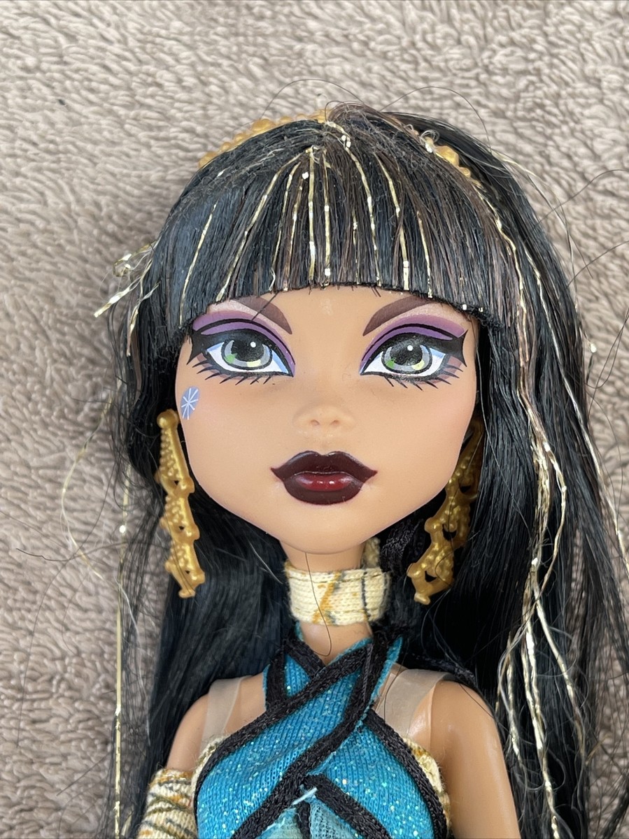 cleo.  RARE MONSTER HIGH CLEO DE NILE DOLL 2008 MATTEL GOLD SPARKLE