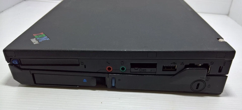 PC Ultra-Portable IBM Thinkpad X40 Port DB9 Rs-232 Parallèle Windows XP Pro x86 - Photo 3/4
