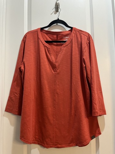 LL BEAN Split VNeck 3/4 Sleeves Tee Armpit To Armpit 22” Large Burnt Orange - Picture 3 of 4