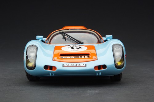 Exoto Racing Series | 1:18 | Gulf Porsche 910 | Vintage Racing | # MTB00064A - Picture 11 of 12