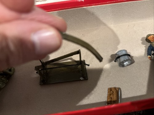 Dj’s Originals: “Over There” November 11, 1918 WWI US Soldier Nurses Toy Soldier - Picture 13 of 17