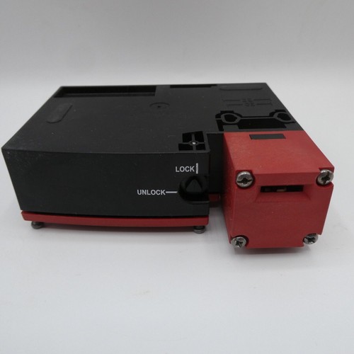 TELEMECANIQUE XCSTE5332 Position Switch 082517 - Picture 4 of 6