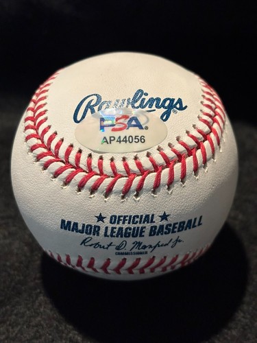 Joe Morgan Signed Baseball - PSA/DNA Authenticated - Picture 2 of 2