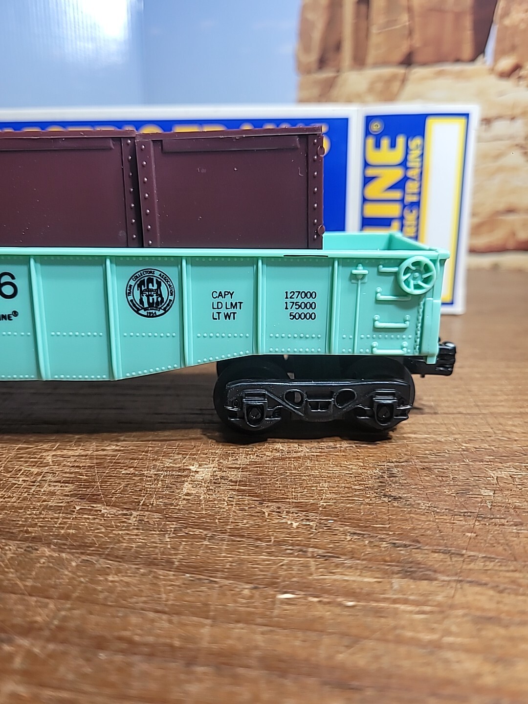 Picture 9 of 24