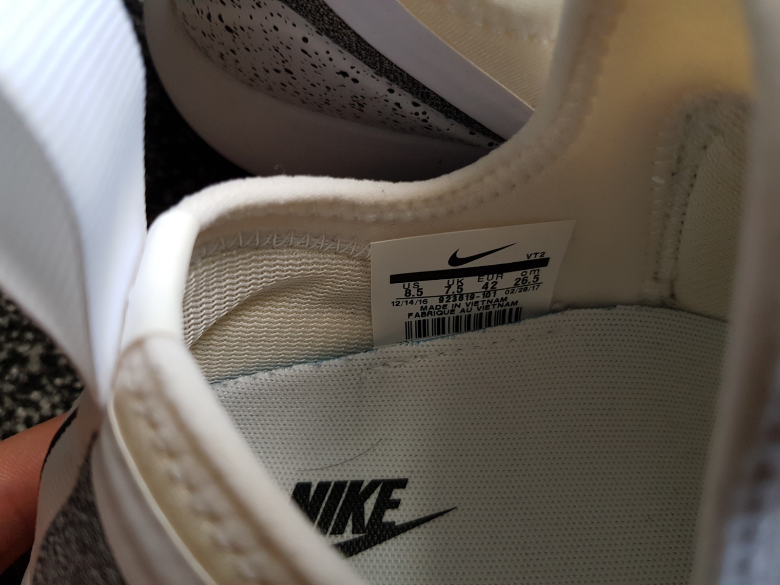 Nike Lunar Charge Essentiel Baskets Nike Lunar Charge Essentiel Baskets