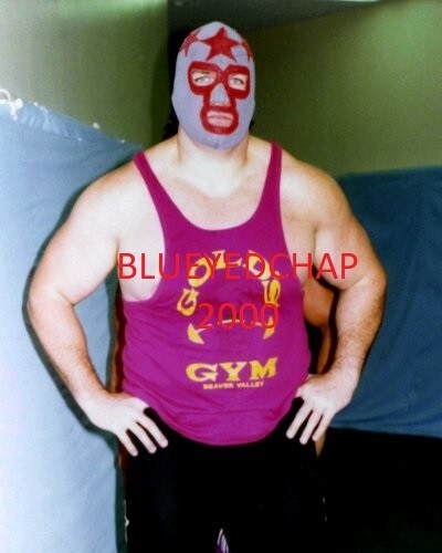 MASKED SUPERSTAR WRESTLER 8 X 10 WRESTLING PHOTO NWA - Picture 1 of 1