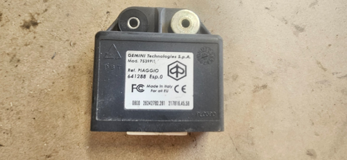 2009 09-12 Piaggio MP3 500 Scooter  ECU CDI Computer Control Unit Module - Picture 2 of 2