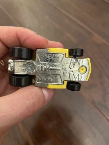 Rare Hot Wheels 2010 Color Shifters Creatures Evil Eye Yellow Purple C19 Diecast - Picture 5 of 19