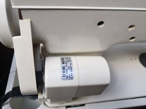 ATLANTIS 302 ZIGZAG SEMI INDUSTRIAL HEAVY DUTY UPHOLSTERY & FABRIC SEW MACHINE - Picture 6 of 11