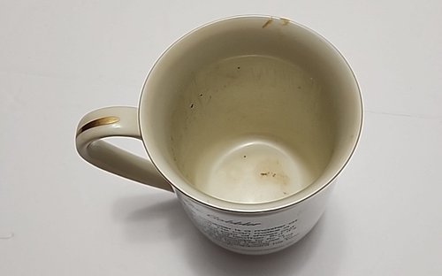 Vintage 1982 Norman Rockwell Museum Coffee Mugs Set Of 4 Cups White Gold Trim - Imagen 6 de 7