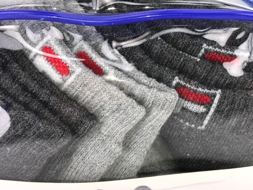 FILA Socks - Men’s Gray Low Cut Socks with Gift Travel Bag - 6 PACK - $36 MSRP - Picture 9 of 11