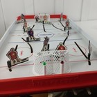 Jeu de hockey de table Winnwell Prostars Irwin vintage rouge et bleu équipes canadiennes