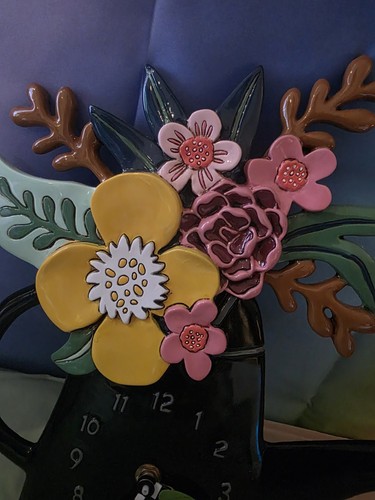 Allen Designs Teapot with Flowers Sculpted Pendulum Wall Clock - Picture 2 of 5