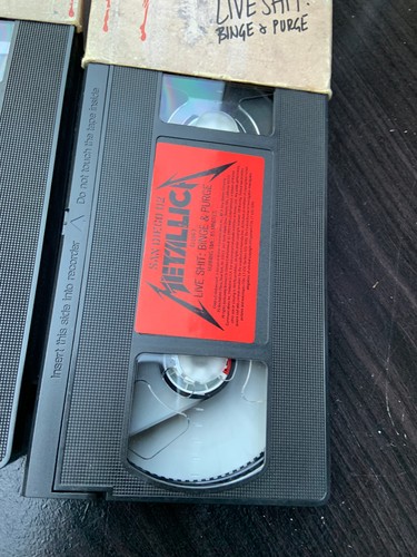 **VHS TAPES ONLY** Vintage Metallica Live Shit Binge And Purge 2 Video Set Lot - Picture 8 of 8