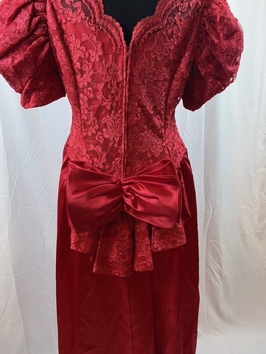 Vintage Made in USA rot Puffärmel Rücken Schleife Ballkleid Damengröße 13/14 - Bild 17 von 20