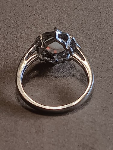 Ladies sterling silver ring unknown stone 925 C Pics size 7.5 - Imagen 3 de 6