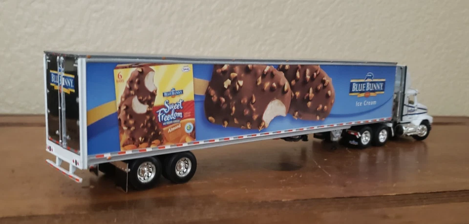 DCP 31966 Blue Bunny International 9100 refrigerador tándem utilitario 1/64 Foto 3 de 4