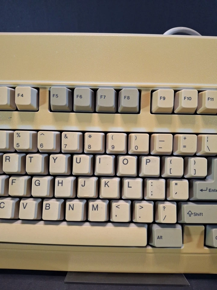 Teclado vintage Philips AT AQ6MEMB-74004 5 pines Din falta tecla ESC K3 Foto 3 de 4