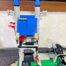 LEGO 6090 Royal King&rsquo;s Castle 1995 Vintage Set Parts Only Skeleton Horse Ghost