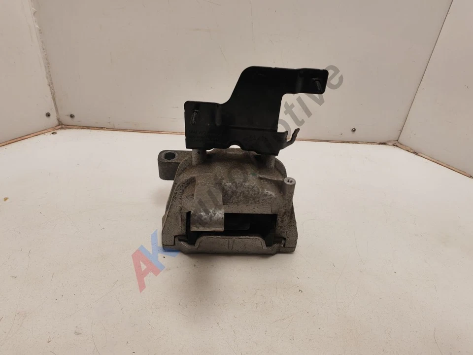 VW Tiguan MK1 5N 07-15 Engine Mount Support Right Drivers 2.0 Diesel TDI - Image 4 of 4