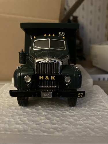 First Gear 1960 Mack B-61 Dump Truck 1:34 Scale Die-Cast Haines & Kibblehouse - Picture 3 of 23
