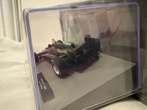 Ayrton Senna Lotus 97T Formula One 1985 1:43 model in original box - Picture 5 of 7