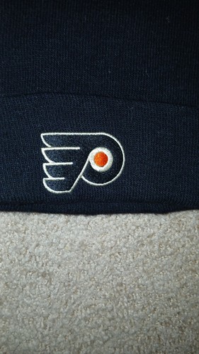 NHL - PHILADELPHIA FLYERS - KNIT WINTER CLASSIC 2012 MÜTZE - BESTICKT - NEU - Bild 3 von 4