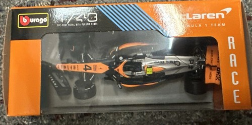 F1 Racing MCL60 LANDO NORRIS 2nd British Grand Prix 2023 McLaren #4 1/43 Bburago - Picture 7 of 7
