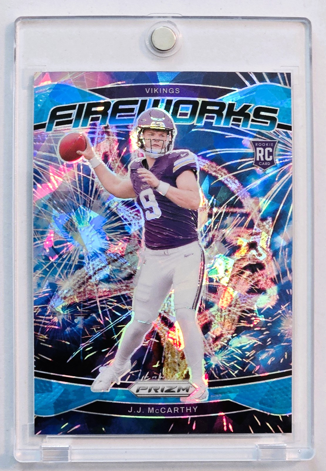 2024 Panini Prizm #18 JJ McCarthy RC Fireworks Blue Ice #24/99 Vikings