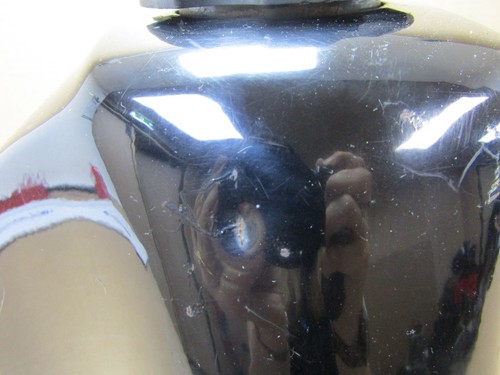 Kawasaki KLX 650-C1 1994 3,646 miles petrol fuel tank (13655) - Picture 4 of 11