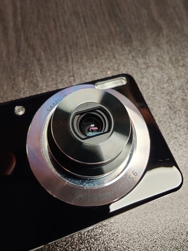Samsung DualView TL205 12,2 MP Digitalkamera schwarz getestet funktioniert - Bild 7 von 10