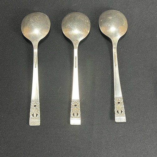 Vintage Oneida Community Coronation Soup Spoon Set of 3 - Picture 4 of 8
