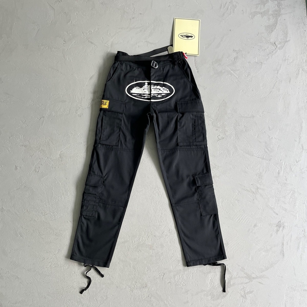 Corteiz Cargo Pants Yellow Patch | www.innoveering.net