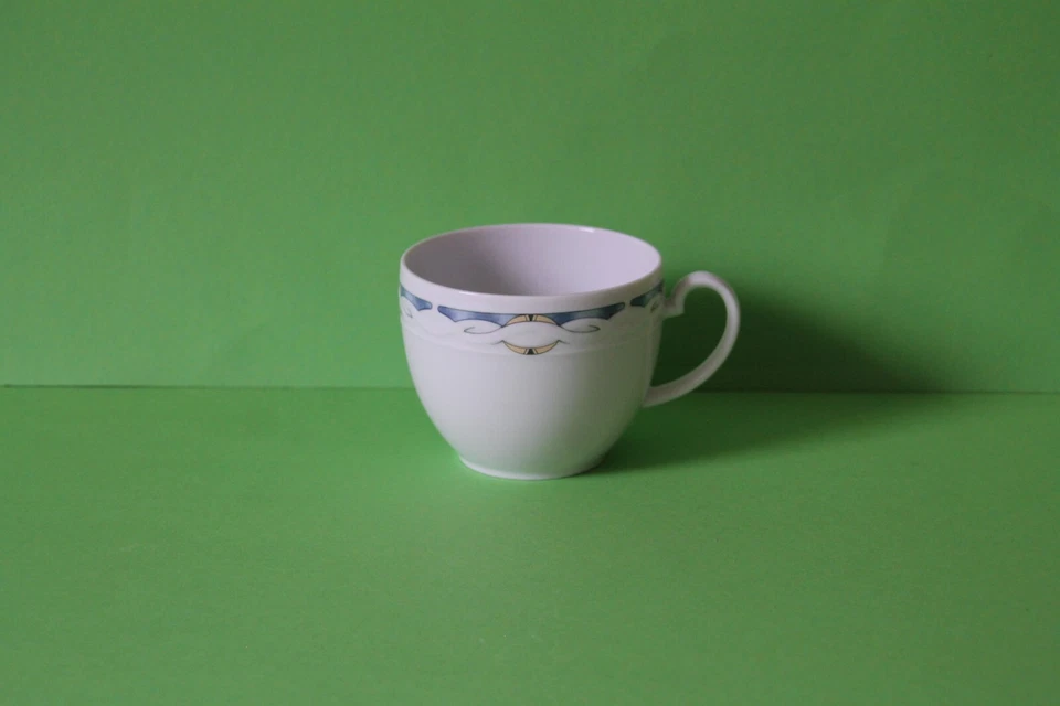 Seltmann Weiden Ascona Blau - Gelb Kaffeetasse Tasse - Bild 1 von 1