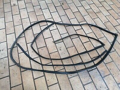 Honda Genuine 72310-SH2-003 Door Weatherstrip Honda Genuine 72310-SH2-003 Door Weatherstrip