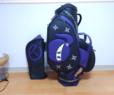 Scotty Cameron 2024 Museum & Gallery Wasabi Purple Tour Bag Scotty Cameron 2024 Museum & Gallery Wasabi Purple Tour Bag