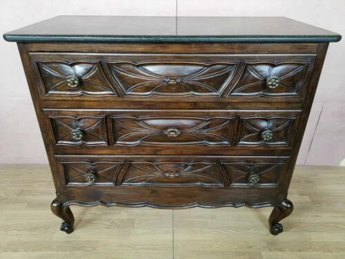 Comò e cassettoni d'antiquariato barocco