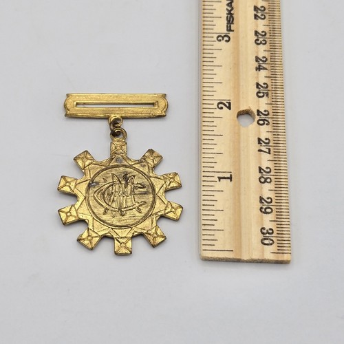 Vintage Ornate Royal Medal Ten Point Star Malta Crosses Pin Brooch - Picture 4 of 5