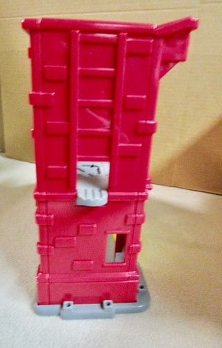 Fisher Price Little People Rescue Ramps Fire Station  ( G) - Picture 2 of 4