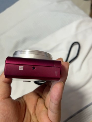 Sony DSC-WX500 18.2MP 30x Zoom Wi-Fi Compact Digital Camera with Flip Screen - Picture 7 of 13