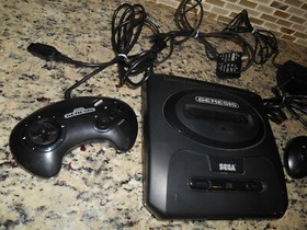 EUC SEGA GEN CONSOLE VIDEO GAME GAMING SYSTEM HAND CONTROLLER BUNDLE LOT CLASSIC