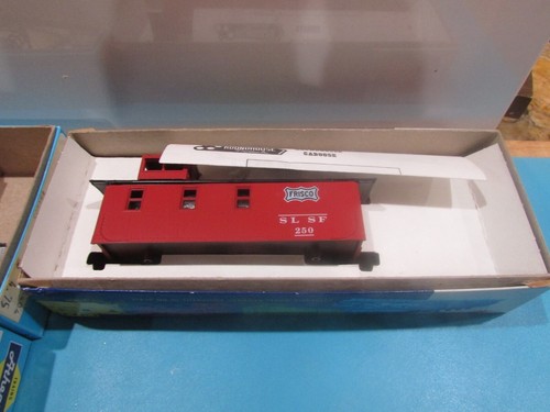 HO Scale Athearn & Roadhouse Assorted Cars FRISCO Lot#1538 - Picture 3 of 7